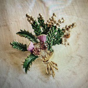 Scottish Thistle Brooch signed EXQUISITE